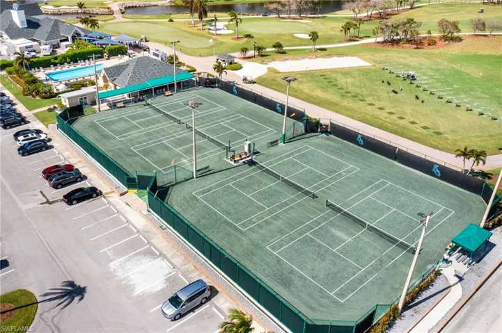 16321 Kelly Woods Dr 182, Fort Myers, Florida 33908