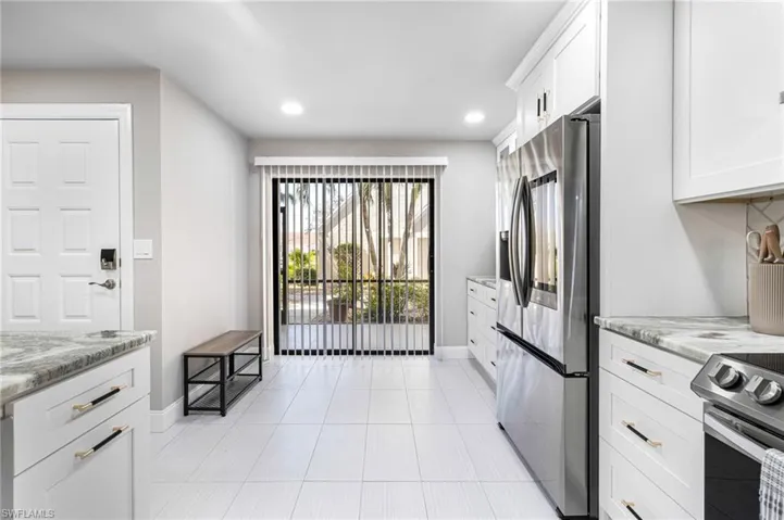 16321 Kelly Woods Dr 182, Fort Myers, Florida 33908