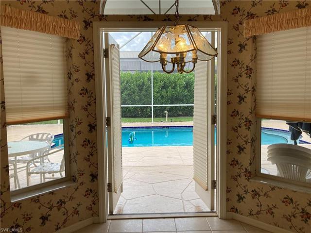 201  Countryside  DR, Naples, FL 34104