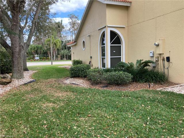 201  Countryside  DR, Naples, FL 34104