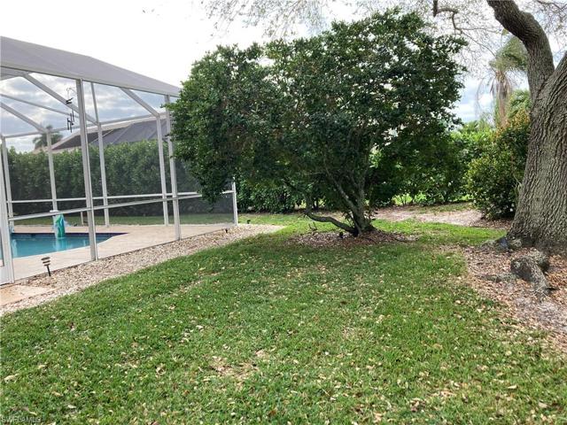 201  Countryside  DR, Naples, FL 34104