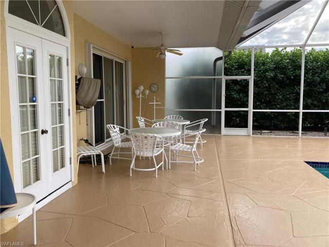 201  Countryside  DR, Naples, FL 34104