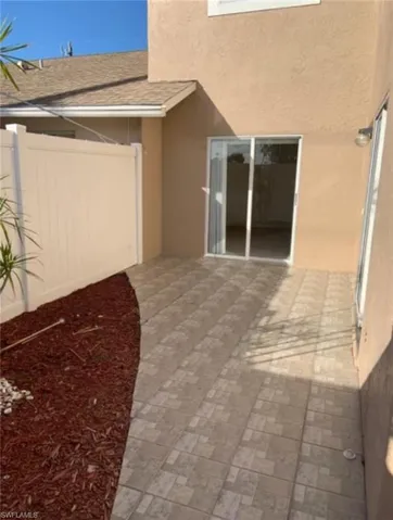 1021 SE 8th  TER, Cape Coral, FL 33990