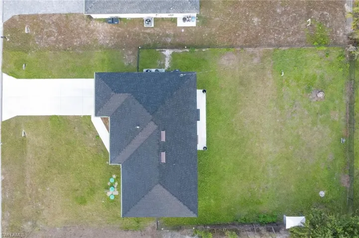 Aerial view of property and surrounding area