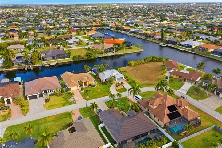 2803 SW 34th  TER, Cape Coral, FL 33914