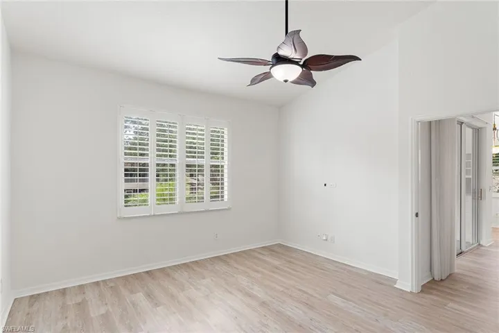 625  Lalique  CIR, Naples, FL 34119