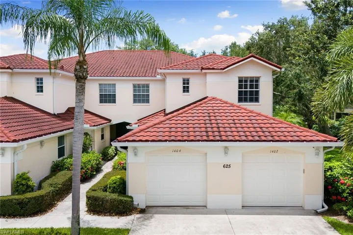 625  Lalique  CIR, Naples, FL 34119