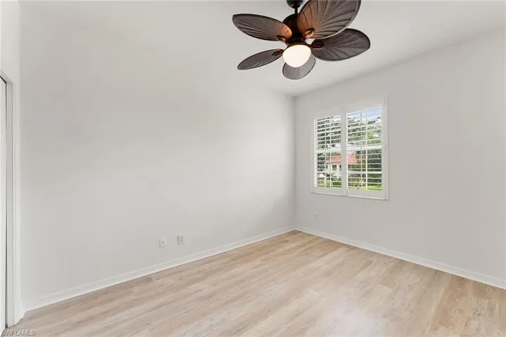 625  Lalique  CIR, Naples, FL 34119