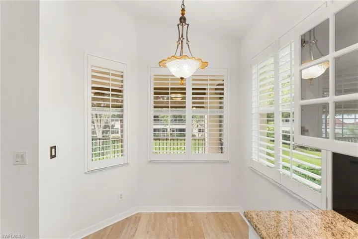 625  Lalique  CIR, Naples, FL 34119