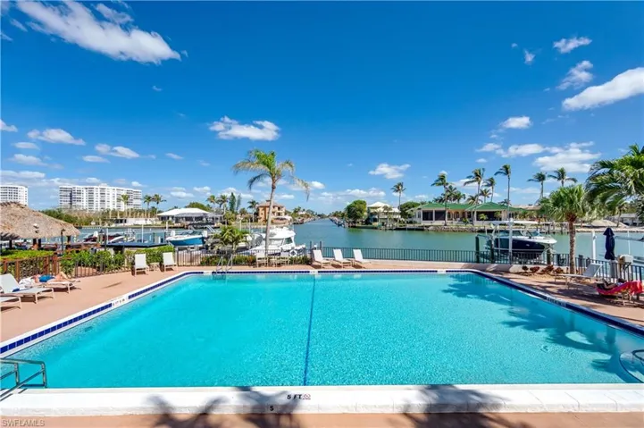 11030  Gulf Shore  DR, Naples, FL 34108