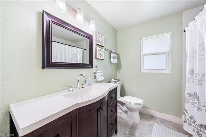 463  Torrey Pines  PT, Naples, FL 34113
