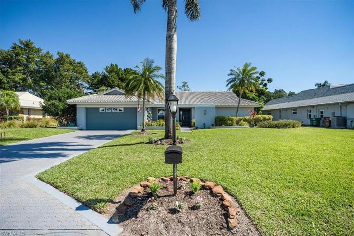 463  Torrey Pines  PT, Naples, FL 34113