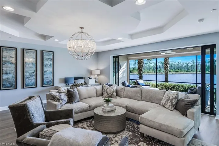 9641  MONTELANICO  LOOP, Naples, FL 34119