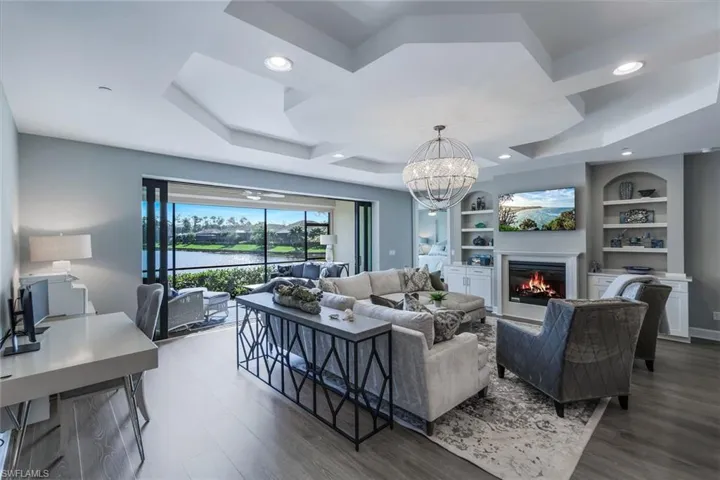 9641  MONTELANICO  LOOP, Naples, FL 34119