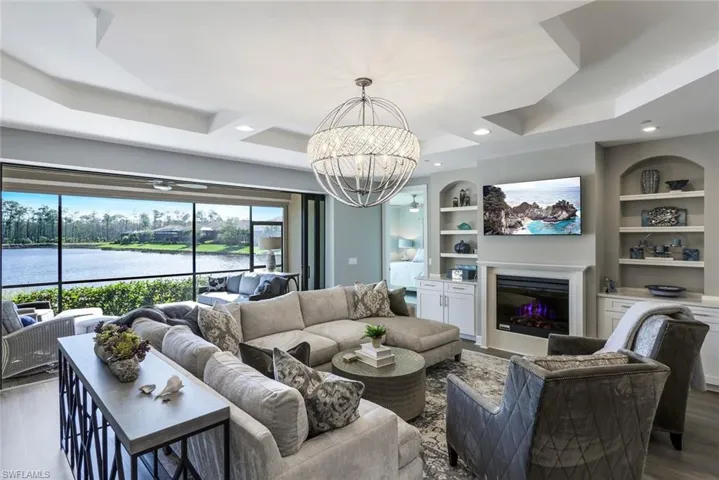 9641  MONTELANICO  LOOP, Naples, FL 34119