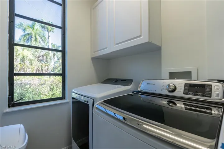 651 10th Ave S C651, Naples, Florida 34102