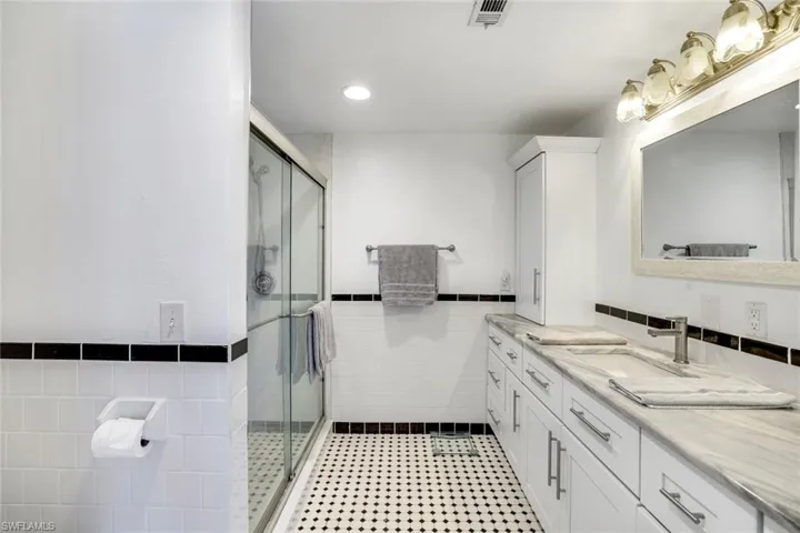 1784 Beverly Dr, Naples Fl 34114