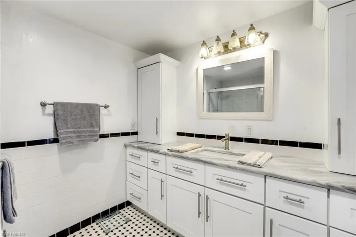 1784 Beverly Dr, Naples Fl 34114