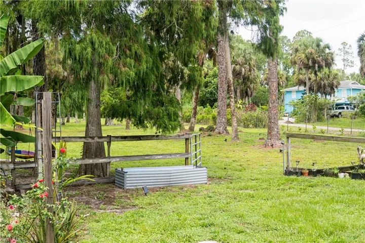 1840 23rd St Sw, Naples, Florida 34117