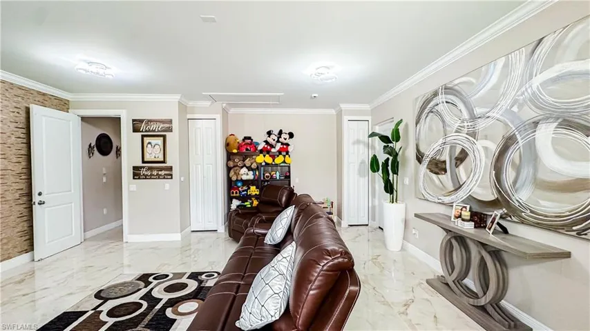 3611  62nd NE AVE, Naples, FL 34120