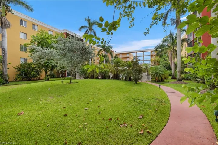 2366 E Mall Dr 213, Fort Myers, Florida 33901