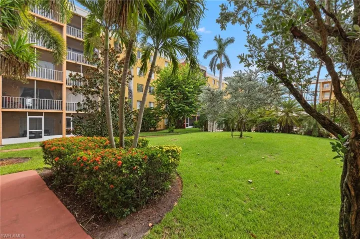 2366 E Mall Dr 213, Fort Myers, Florida 33901