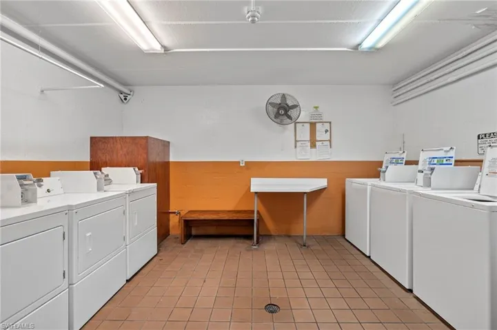 2366 E Mall Dr 213, Fort Myers, Florida 33901