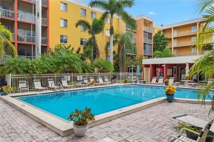 2366 E Mall Dr 213, Fort Myers, Florida 33901