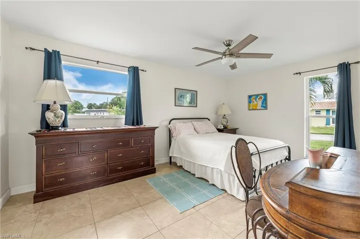 As one can see, there's plenty of room as well as light coming in from two windows.