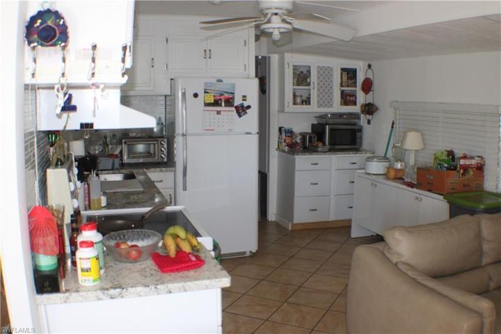 7059  Armadillo  WAY, Fort Myers, FL 33967
