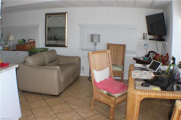 7059  Armadillo  WAY, Fort Myers, FL 33967