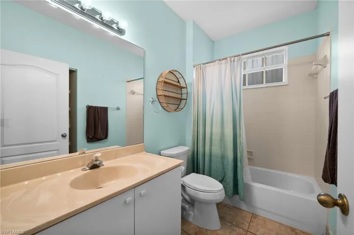25792  Old Gaslight  DR, Bonita Springs, FL 34135