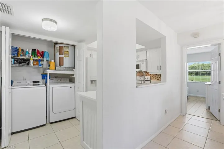 13240 White Marsh Ln 8, Fort Myers, Florida 33912