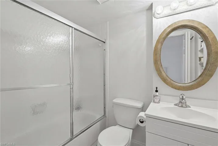 13240 White Marsh Ln 8, Fort Myers, Florida 33912