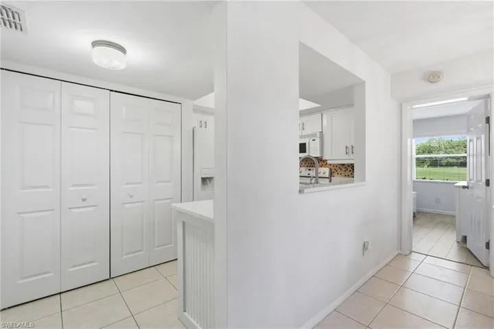 13240 White Marsh Ln 8, Fort Myers, Florida 33912