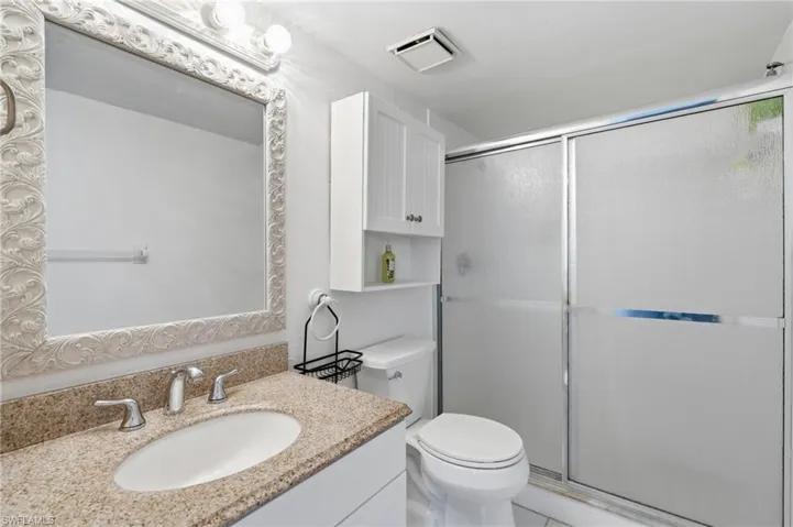 13240 White Marsh Ln 8, Fort Myers, Florida 33912
