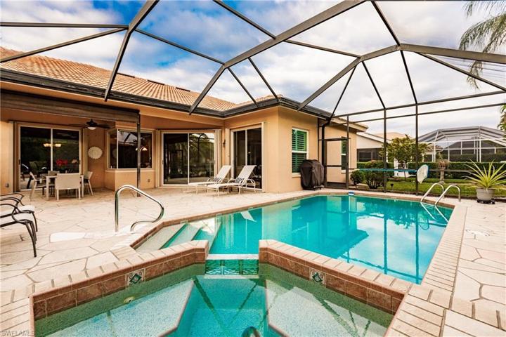 4320 Mistlethrush LN, NAPLES FL 34119