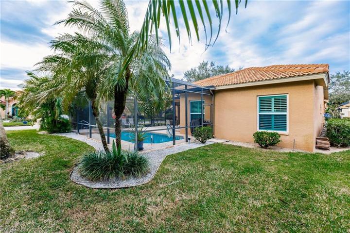 4320 Mistlethrush LN, NAPLES FL 34119