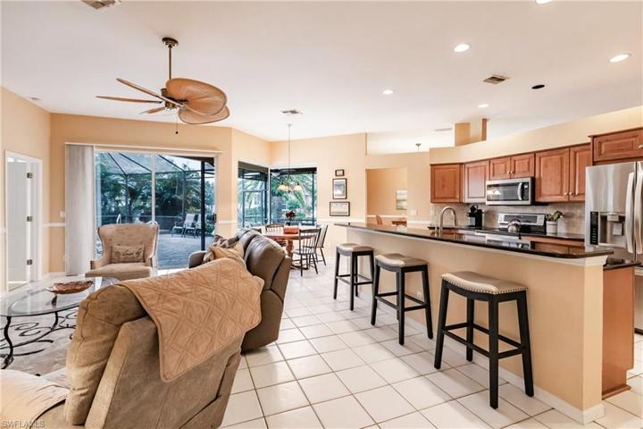 4320 Mistlethrush LN, NAPLES FL 34119