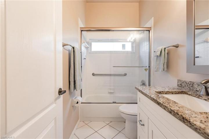 4320 Mistlethrush LN, NAPLES FL 34119