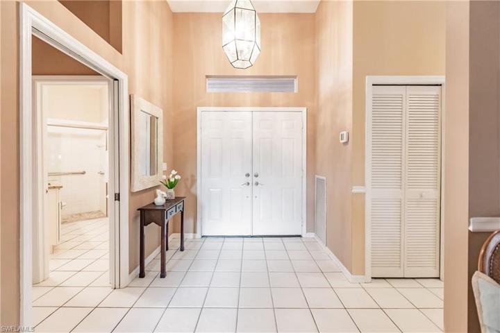 4320 Mistlethrush LN, NAPLES FL 34119