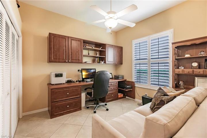4320 Mistlethrush LN, NAPLES FL 34119