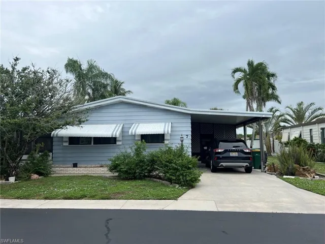 7 Oceans Blvd 7, Naples, Florida 34104