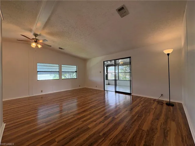 7 Oceans Blvd 7, Naples, Florida 34104
