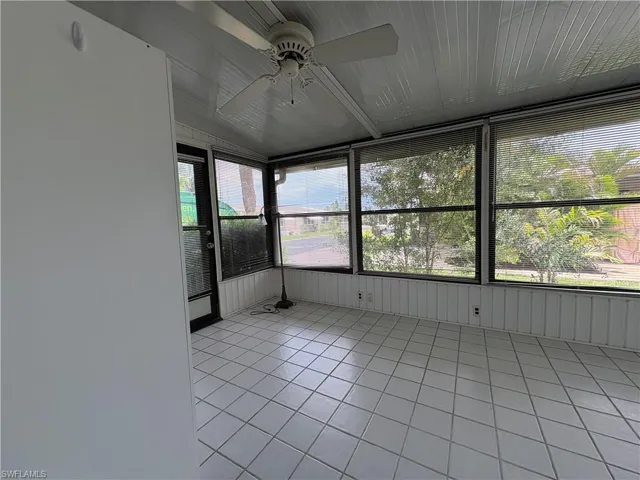7 Oceans Blvd 7, Naples, Florida 34104