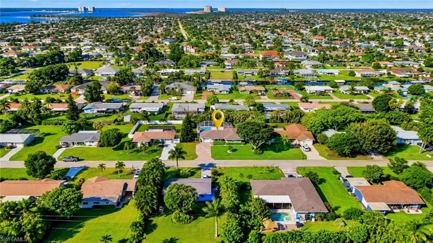 5224 Pocatella Ct, Cape Coral, Florida 33904