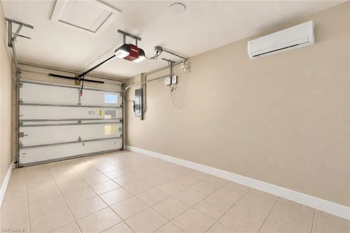 5224 Pocatella Ct, Cape Coral, Florida 33904
