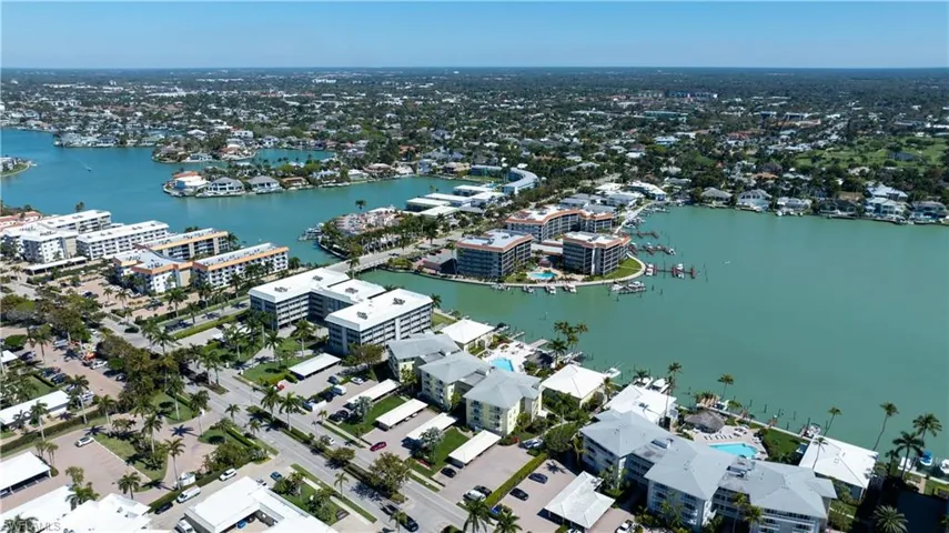 aerial view of Jennifer Shores