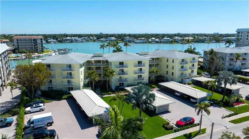 aerial view of Jennifer Shores