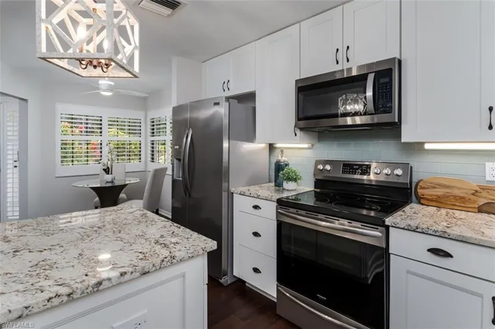 6562 Ilex Cir, Naples, Florida 34109